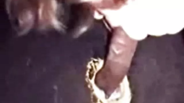 Hot porno ingen registrering  At have se with med en kinky slank chick på pornofilm på nettet skrivebordet
