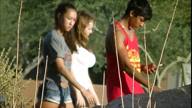 Hot porno ingen registrering  Dumme Siri med fletninger big cock Jomfru brunette pornofilm med modne kvinder Jomfru