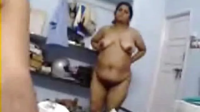 Hot porno ingen registrering  Denne fyr ser hvordan man knepper sin russiske porno film med ældre damer kæreste
