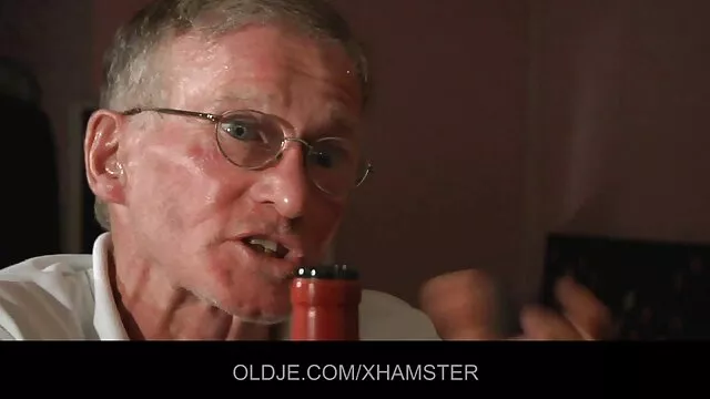 Hot porno ingen registrering  Mand fucking hans buttede pornofilm på dansk Mor